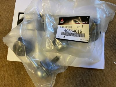 4056A016 Biellette barre stabilisatrice avant droit AVD E4-10