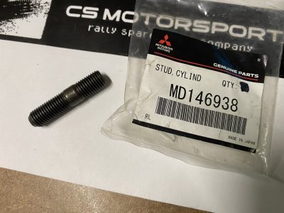 MD146938 Goujon M10x28 collecteur échappement E4-9
