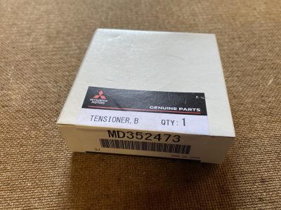 MD352473 Galet tendeur courroie arbres équilibrage E4-9