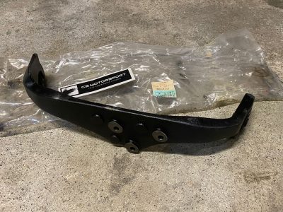 MR554750 Support fonte différentiel arrière E5-9 RS