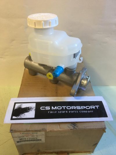 MR977089 MR249607 Maitre cylindre frein LHD sans ABS complet avec valves pression E7-9 RS