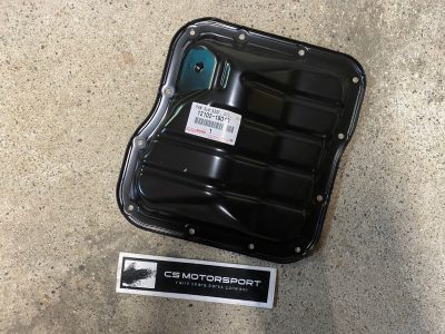 12102-18010 Couvercle carter huile moteur GR Yaris (12102A)