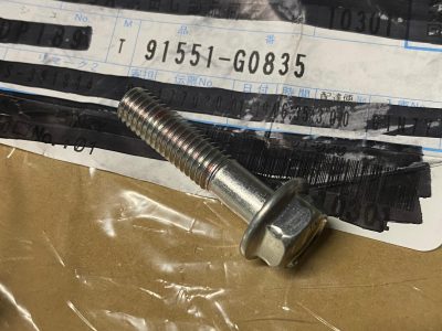 91551-G0835 Vis culasse GR Yaris