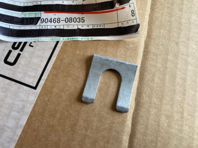 90468-08035 Clip fixation durite frein GR Yaris